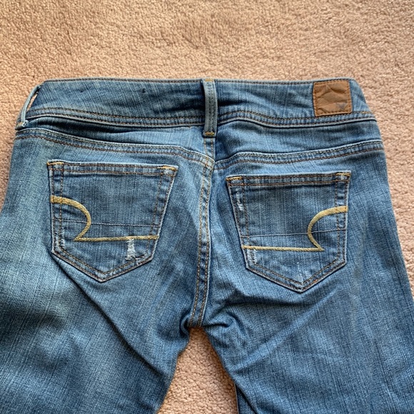 American Eagle Jeans - Picture 3 of 3